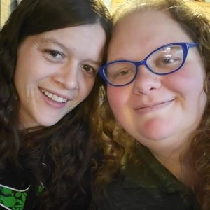 Meet your Posher, Carrie